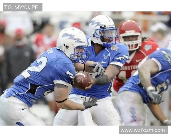 美国足球最新排名分析及未来发展趋势探讨